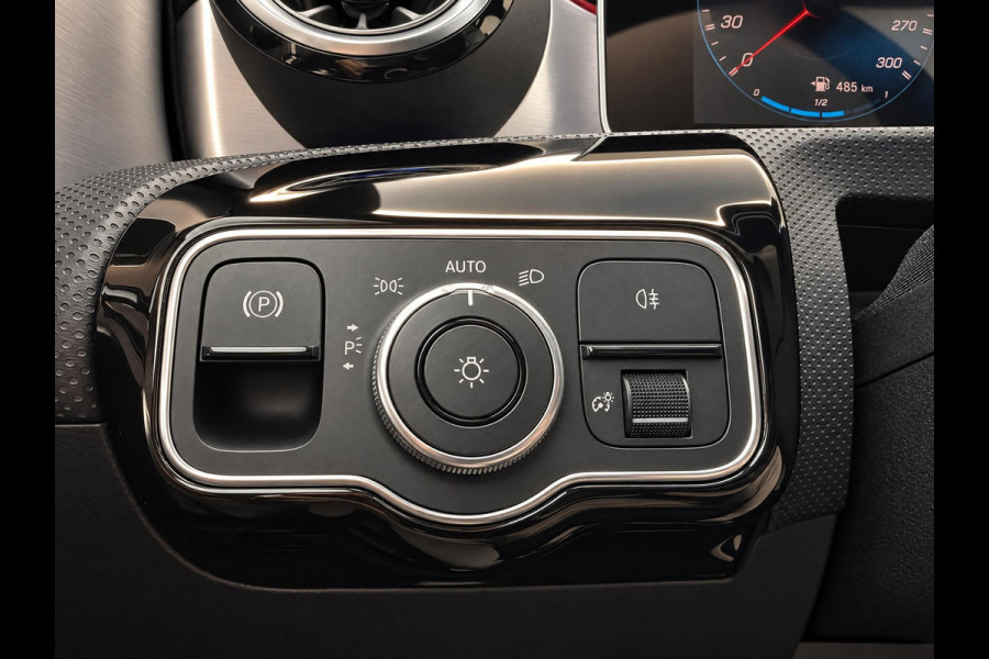 Mercedes-Benz CLA-Klasse AMG 45 S 421PK 4MATIC+ Premium Plus | Pano | Burmester | Kuipstoelen | Dealer Ond.