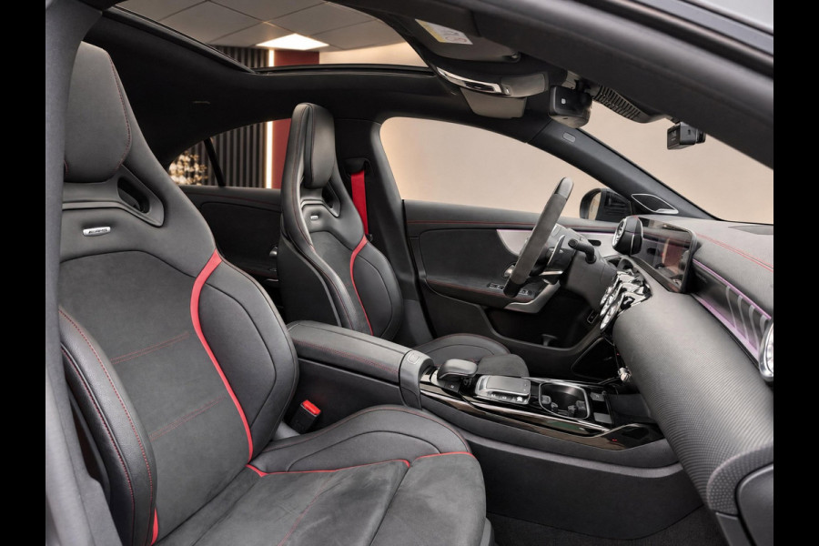 Mercedes-Benz CLA-Klasse AMG 45 S 421PK 4MATIC+ Premium Plus | Pano | Burmester | Kuipstoelen | Dealer Ond.