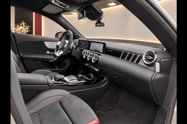 Mercedes-Benz CLA-Klasse AMG 45 S 421PK 4MATIC+ Premium Plus | Pano | Burmester | Kuipstoelen | Dealer Ond.