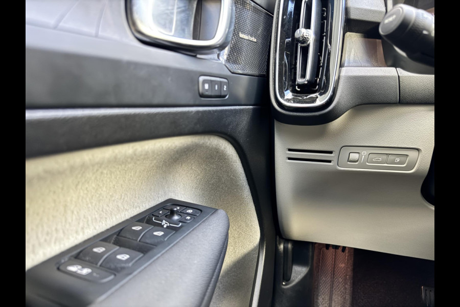Volvo XC40 1.5 T4 Plug-in hybrid Ultimate Bright | SOH: nnb | Pano | H&K | Full LED | Addaptive CC| 360 Cam | Beige Leder | Elektr. Achterklep | 19 Inch LM |