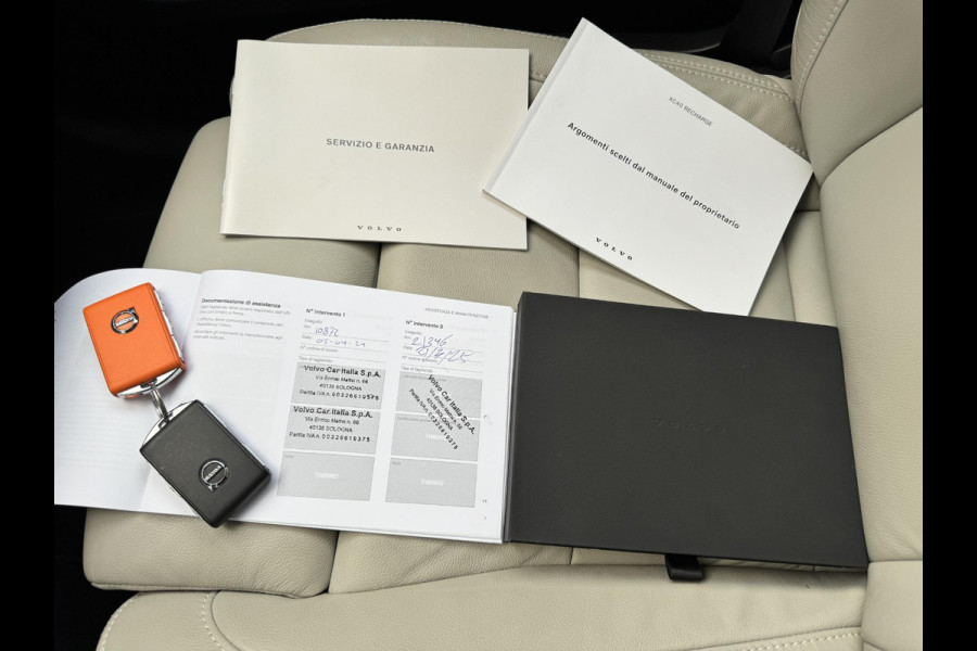 Volvo XC40 1.5 T4 Plug-in hybrid Ultimate Bright | SOH: nnb | Pano | H&K | Full LED | Addaptive CC| 360 Cam | Beige Leder | Elektr. Achterklep | 19 Inch LM |