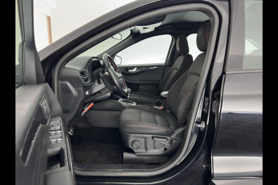 Ford Kuga 1.5 EcoBoost ST-Line (INCL-BTW) *FULL-LED | DIGI-COCKPIT | KEYLESS | DAB | CAMERA | CARPLAY | NAVI-FULLMAP | SPORTSEATS | PRIVACY-GLASS | TOWBAR | 18"ALU*