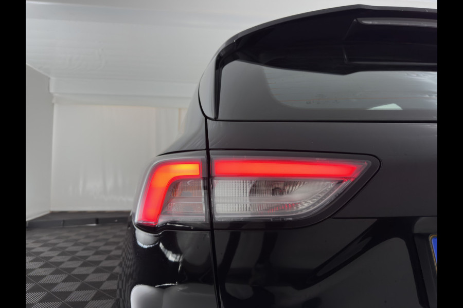 Ford Kuga 1.5 EcoBoost ST-Line (INCL-BTW) *FULL-LED | DIGI-COCKPIT | KEYLESS | DAB | CAMERA | CARPLAY | NAVI-FULLMAP | SPORTSEATS | PRIVACY-GLASS | TOWBAR | 18"ALU*