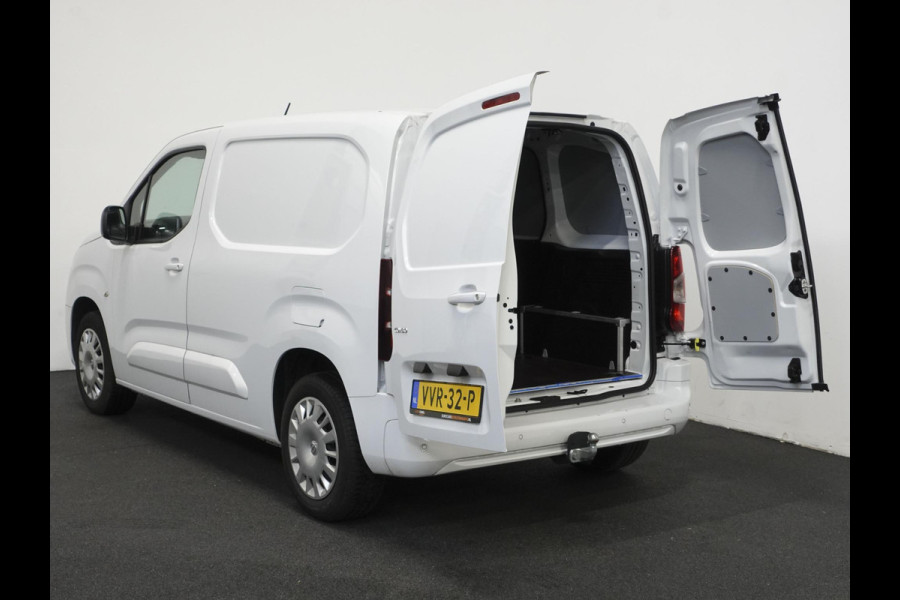 Opel Combo 1.5D L1H1 130pk Automaat Edition Apple Carplay / Android Auto Trekhaak Airco Cruise control Stuurverwarming