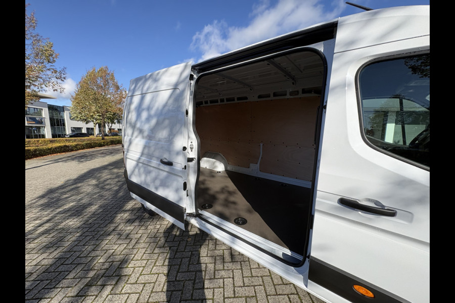 Renault Master E-Tech T35 L3H2 Advance long range 87 kWh 143pk | Trekhaak | Navi | Camera | 270gr. deuren | Betimmering | etc. etc.