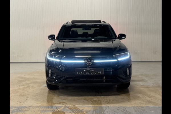 Volkswagen T-Roc 1.5 TSI R-Line | PANO | IQ LIGHTS | BEATS AUDIO | TREKHAAK