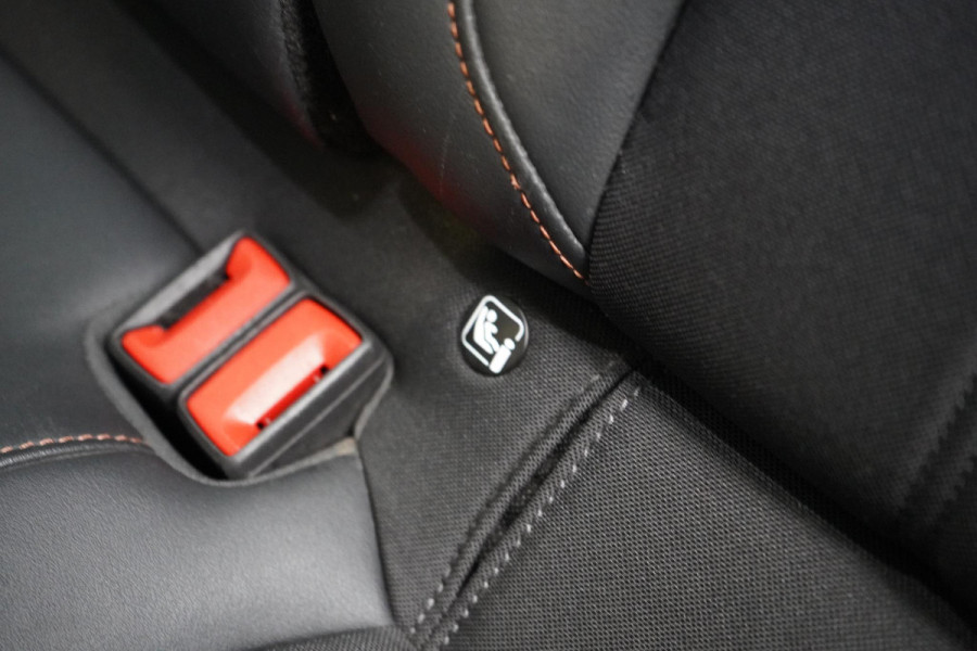CUPRA Formentor 1.4 TSI e-Hybrid Essential | SoH 98,13% | Navigatie | Stuurverwarming | Adaptive cruise | Camera  | Carplay