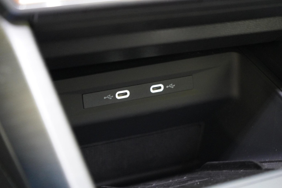 CUPRA Formentor 1.4 TSI e-Hybrid Essential | SoH 98,13% | Navigatie | Stuurverwarming | Adaptive cruise | Camera  | Carplay