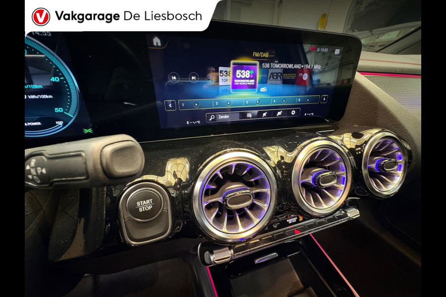 Mercedes-Benz EQA 250 AMG Line 67 kWh/navi/camera/stoelverw/wide screen/cruisec/