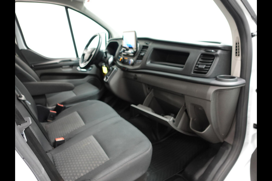 Ford Transit Custom L2H1 Trend Automaat Dubbele cabine Navigatie Trekhaak Cruise Control Parkeersensoren Airco Bluetooth Apple carplay Android auto Euro 6