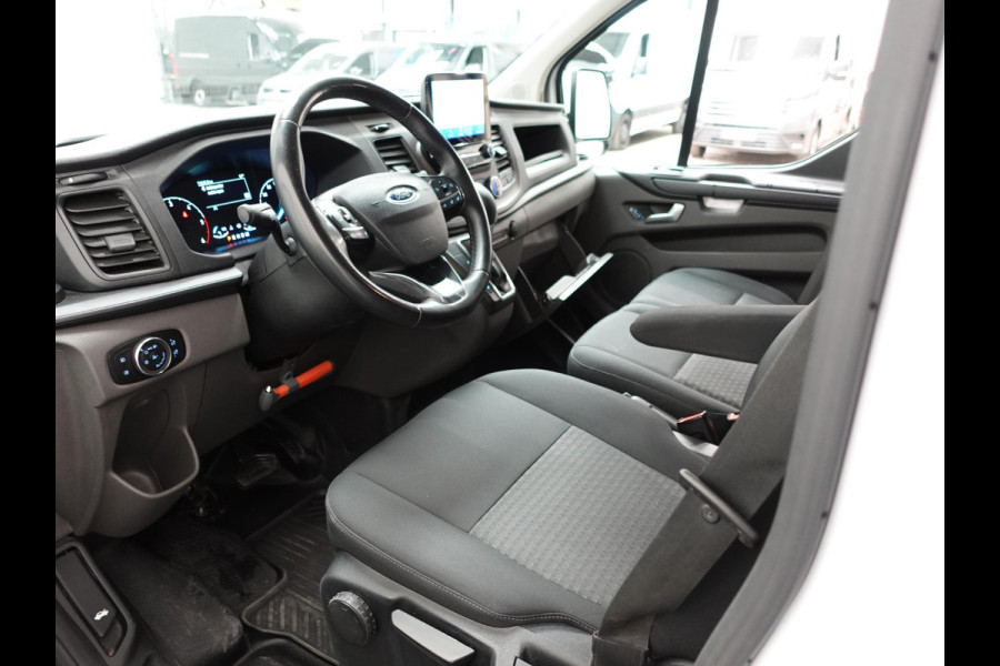 Ford Transit Custom L2H1 Trend Automaat Dubbele cabine Navigatie Trekhaak Cruise Control Parkeersensoren Airco Bluetooth Apple carplay Android auto Euro 6