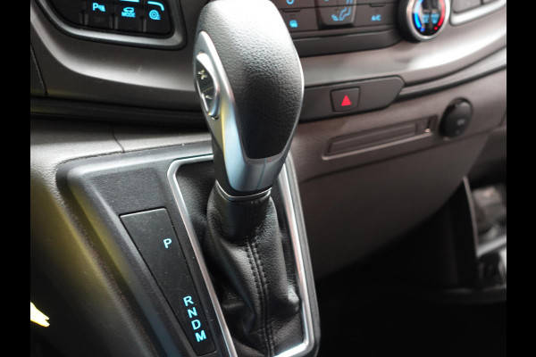 Ford Transit Custom L2H1 Trend Automaat Dubbele cabine Navigatie Trekhaak Cruise Control Parkeersensoren Airco Bluetooth Apple carplay Android auto Euro 6