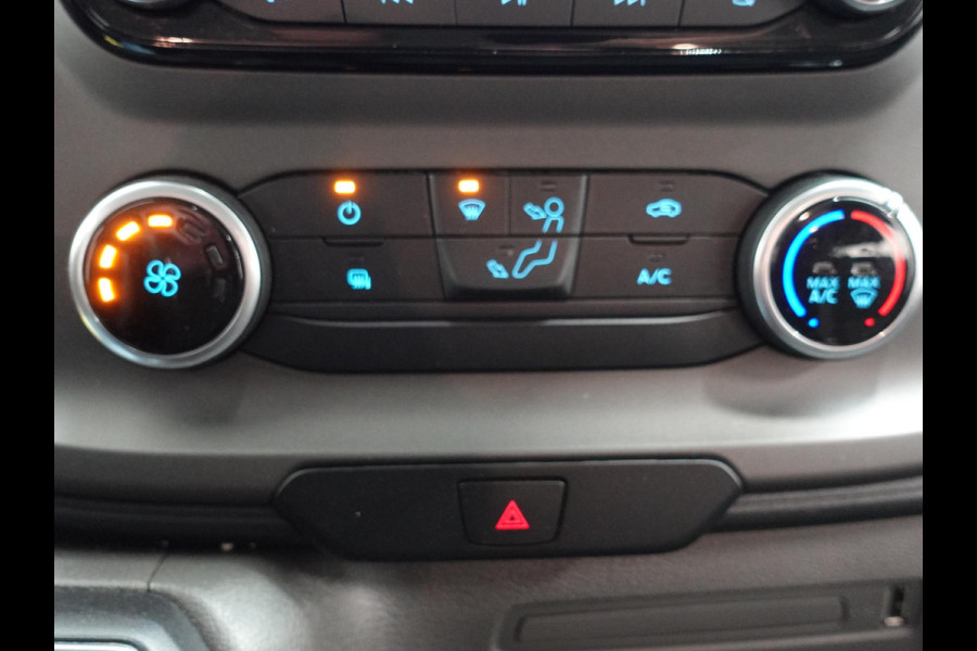 Ford Transit Custom L2H1 Trend Automaat Dubbele cabine Navigatie Trekhaak Cruise Control Parkeersensoren Airco Bluetooth Apple carplay Android auto Euro 6