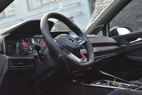 Volkswagen Golf 2.0 TSI GTI Pano IQ HK Camera Trekhaak