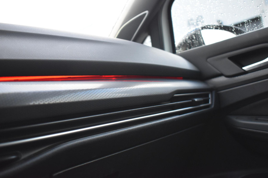 Volkswagen Golf 2.0 TSI GTI Pano IQ HK Camera Trekhaak