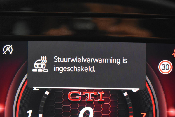 Volkswagen Golf 2.0 TSI GTI Pano IQ HK Camera Trekhaak
