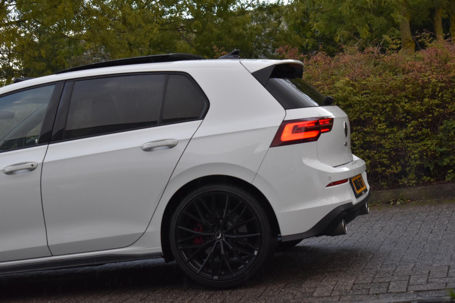 Volkswagen Golf 2.0 TSI GTI Pano IQ HK Camera Trekhaak