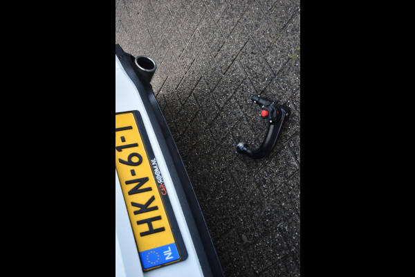 Volkswagen Golf 2.0 TSI GTI Pano IQ HK Camera Trekhaak