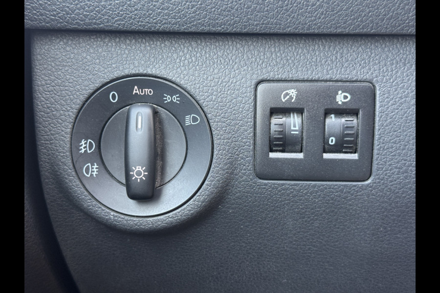 Volkswagen E-Caddy 37kWh 113PK L2H1 Elektrisch Caddy ABT Maxi 37,3kWh 159km WLTP Trekhaak Airco Stoelverwarming Parkeersensoren