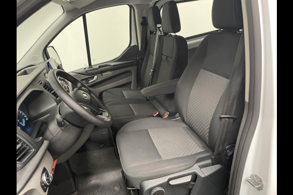 Ford Transit Custom 300 2.0 TDCI L2H1 Trend Dubbele Cabine Automaat Navigatie Airco Navigatie Bluetooth Trekhaak Parkeercamera Parkeersensoren voor en achter