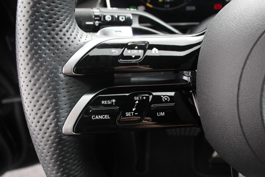 Mercedes-Benz GLC 300e 4MATIC AMG PHEV Line Night Pack Camera Navigatie Cruise Control Keyless Go Apple Carplay/Android Auto Lichtmetalen velgen