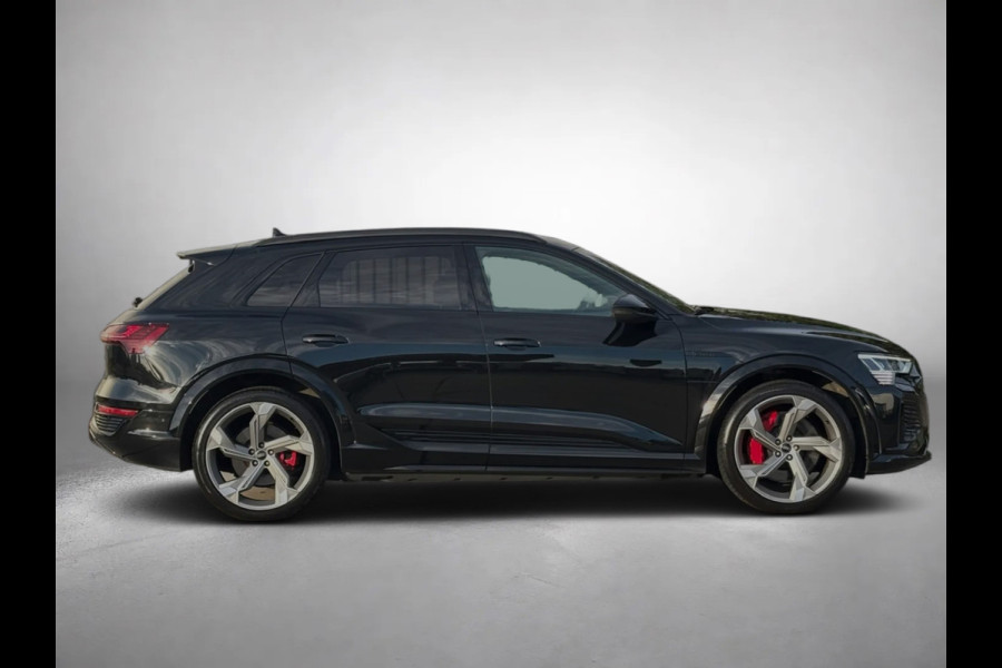 Audi SQ8 e-tron S quattro 115 kWh(1e Eig, Dealer OnderH, B&O, Luchtvering, Camera, Carplay, StoelV, Automatisch Inparkeren,Etc)