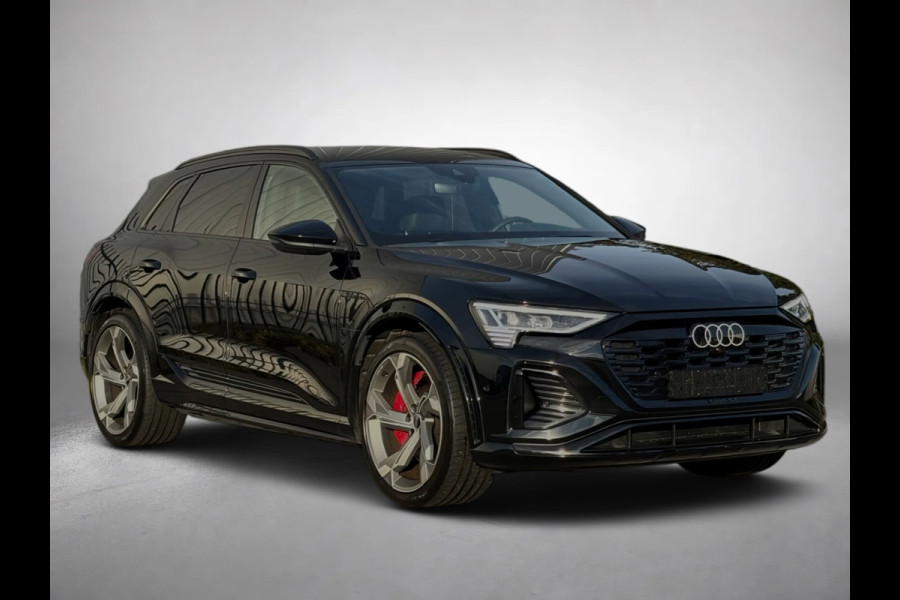 Audi SQ8 e-tron S quattro 115 kWh(1e Eig, Dealer OnderH, B&O, Luchtvering, Camera, Carplay, StoelV, Automatisch Inparkeren,Etc)