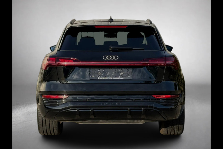 Audi SQ8 e-tron S quattro 115 kWh(1e Eig, Dealer OnderH, B&O, Luchtvering, Camera, Carplay, StoelV, Automatisch Inparkeren,Etc)