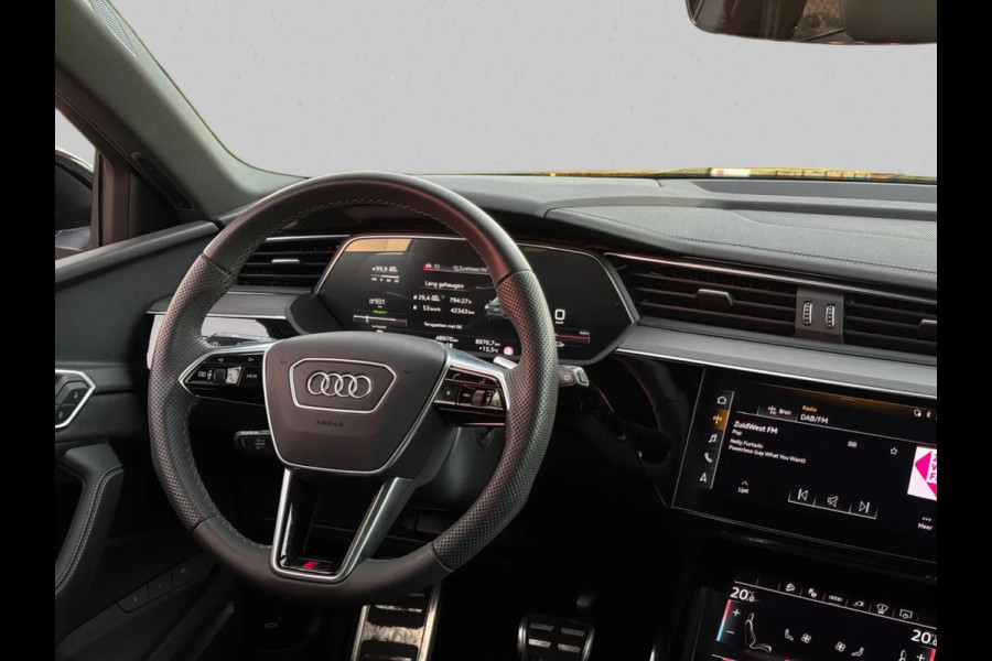 Audi SQ8 e-tron S quattro 115 kWh(1e Eig, Dealer OnderH, B&O, Luchtvering, Camera, Carplay, StoelV, Automatisch Inparkeren,Etc)
