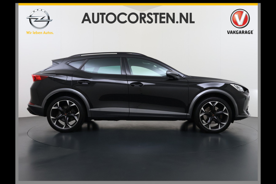 CUPRA Formentor 1.4T 245PK e-Hybrid VZ Performance SOH 100% Trekhaak Panoramadak Adap.Cruise Stoel+Stuurverwarming Elek.Achterklep 3-Zone Ecc Na Apple Carplay/Android Auto DAB Isofix Licht-/regensensor Draadloze lader Dodehoekdetectie File assistent 1e Eigenaar Origineel Nederlandse Auto