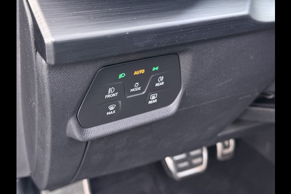 CUPRA Formentor 1.4T 245PK e-Hybrid VZ Performance SOH 100% Trekhaak Panoramadak Adap.Cruise Stoel+Stuurverwarming Elek.Achterklep 3-Zone Ecc Na Apple Carplay/Android Auto DAB Isofix Licht-/regensensor Draadloze lader Dodehoekdetectie File assistent 1e Eigenaar Origineel Nederlandse Auto