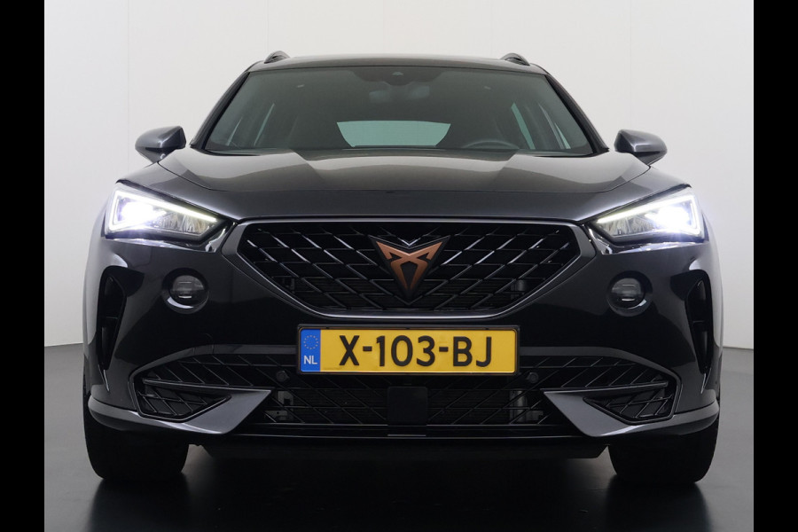 CUPRA Formentor 1.4T 245PK e-Hybrid VZ Performance SOH 100% Trekhaak Panoramadak Adap.Cruise Stoel+Stuurverwarming Elek.Achterklep 3-Zone Ecc Na Apple Carplay/Android Auto DAB Isofix Licht-/regensensor Draadloze lader Dodehoekdetectie File assistent 1e Eigenaar Origineel Nederlandse Auto