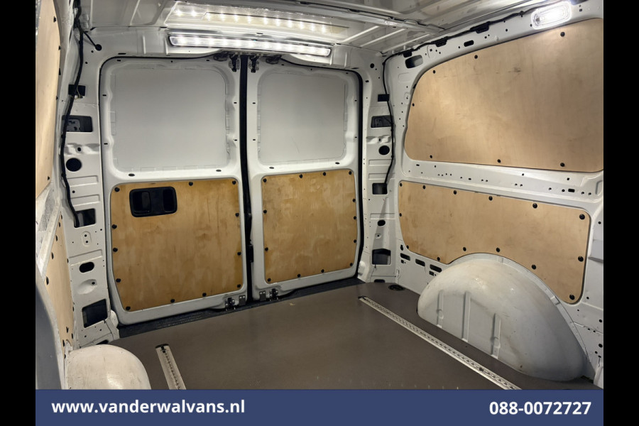 Mercedes-Benz Vito 116 CDI 164pk L2H1 Nieuw model Euro6 Airco | Camera | Navigatie | Cruisecontrol Stoelverwarming, Parkeersensoren, 270 Graden Achterdeuren, Bijrijdersbank