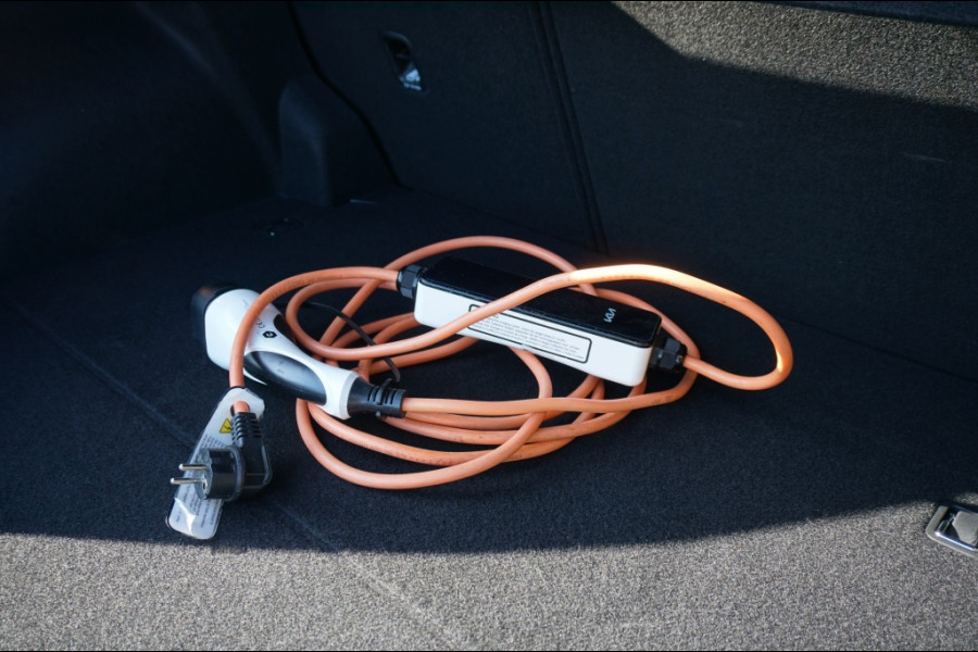Kia Xceed 140PK Plug in Hybrid DynamicLine AUTOMAAT | WINTERPACK | CRUISE