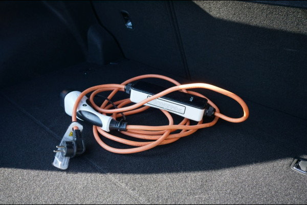 Kia Xceed 140PK Plug in Hybrid DynamicLine AUTOMAAT | WINTERPACK | CRUISE