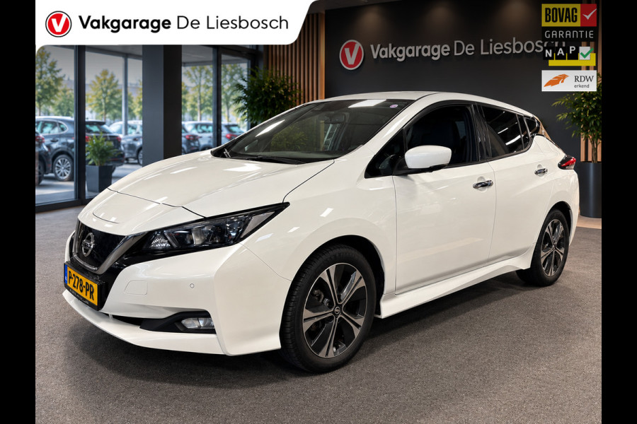 Nissan Leaf N-Connecta 40 kWh / camera / Navigatie / cruisecontrol /boeken/stoelverw