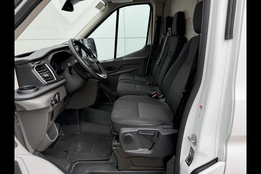Ford E-Transit 68kWh 184PK L2H2 317km WLTP BEV Snelladen 360° Camera Stoelverwarming Cruise control Climate control Carplay Navigatie Parkeerse