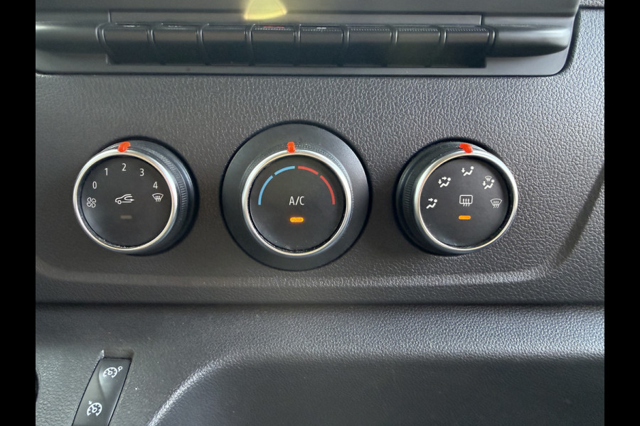 Renault Master Plancher T35 2.3 DCI 150PK Automaat Bakwagen Airco Cruise Control Camera Foodtruck Meubelbak Paardenwagen