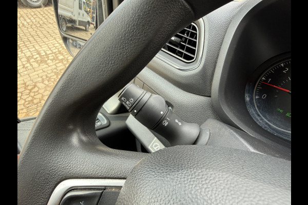 Renault Master Plancher T35 2.3 DCI 150PK Automaat Bakwagen Airco Cruise Control Camera Foodtruck Meubelbak Paardenwagen