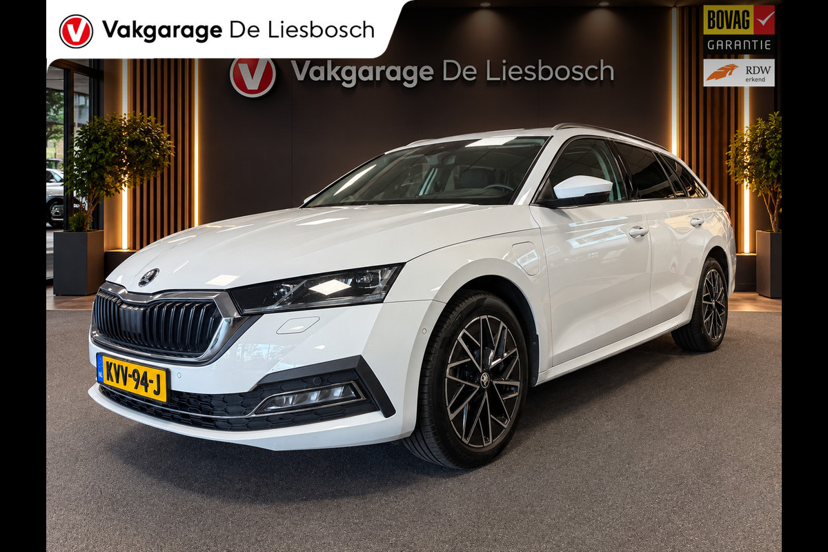 Škoda Octavia Combi 1.4 TSI iV PHEV Sportline Business/pano/head up/memory /apple/dodehoek