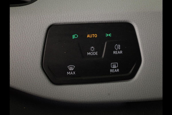 Volkswagen ID.3 Pro Edition 58 kWh 204PK | Navigatie | Stoelverwarming | Camera | Parkeersensoren