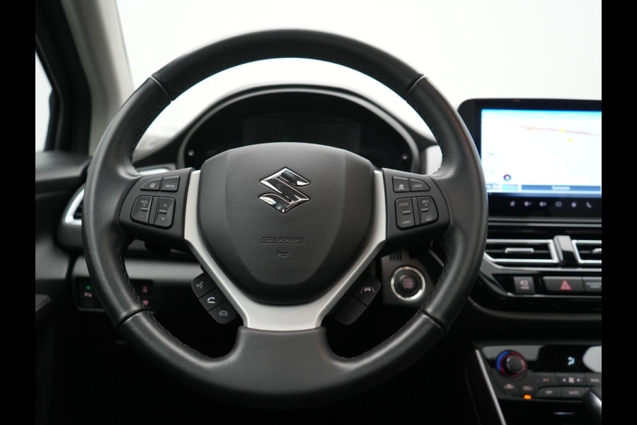 Suzuki S-Cross 1.5 AllGrip Style MHEV 115pk Dealer O.H | Panodak | Adaptive Cruise | 360 Camera | Keyless | Sportstoelen Verwarmd | Blis | Apple Carplay | DAB | Navigatie | 17"L.M |