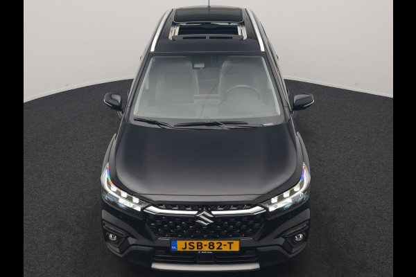 Suzuki S-Cross 1.5 AllGrip Style MHEV 115pk Dealer O.H | Panodak | Adaptive Cruise | 360 Camera | Keyless | Sportstoelen Verwarmd | Blis | Apple Carplay | DAB | Navigatie | 17"L.M |