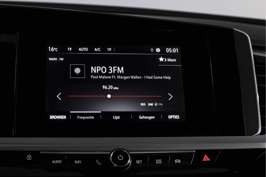 Opel Grandland 1.2 Turbo Edition | Trekhaak | Cruise | Winterpakket | PDC | Camera | Carplay/Android | ECC | DAB | LM 17" |