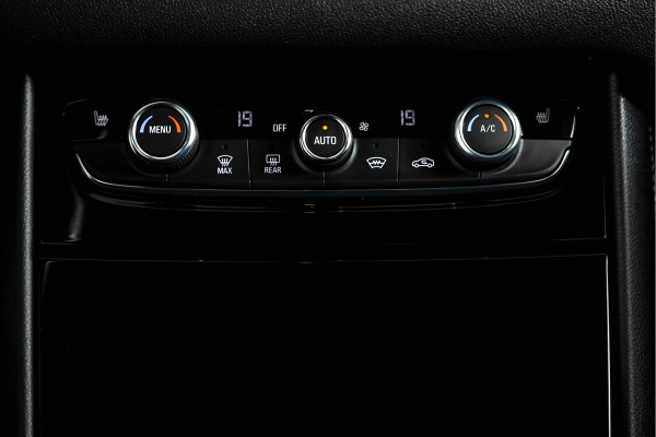 Opel Grandland 1.2 Turbo Edition | Trekhaak | Cruise | Winterpakket | PDC | Camera | Carplay/Android | ECC | DAB | LM 17" |