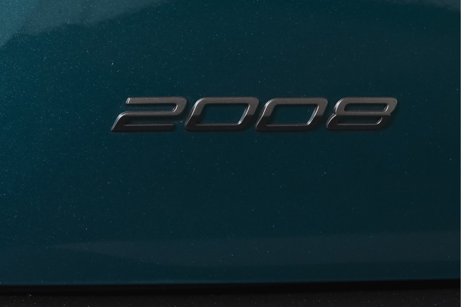 Peugeot 2008 1.2 Hybrid 136 Style | Cruise | PDC | Carplay/Android | ECC |