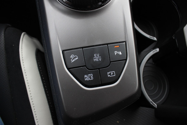 Kia Sportage 1.6 T-GDi Plug-in Hybrid GT-PlusLine / 4.621 km! / Panoramadak / 360Camera / Head-up / Leder / Matrix LED / Keyless / 19'' / CarPlay / Harman Kardon / Stoelventilatie / Stoelverwarming 4x / Dodehoek / DAB / ACC