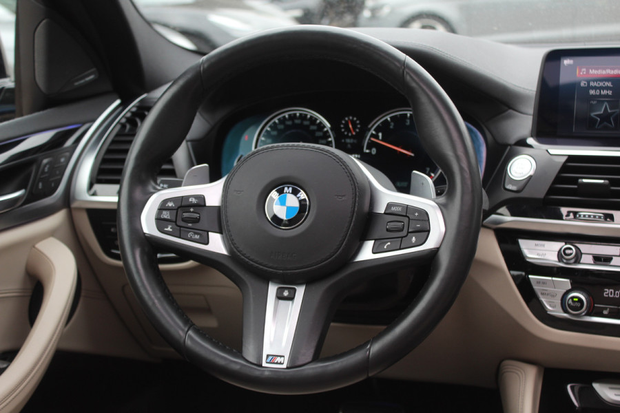 BMW X4 M40i High Exe. M Sport 73.952 km NL Auto. / Trekhaak / Panoramadak / Camera / Head-up / Luxe Leder / 21'' / Harman Kardon / Navigatie / Stuur+Stoelverwarming / DAB / Dodehoek / Cruise Control