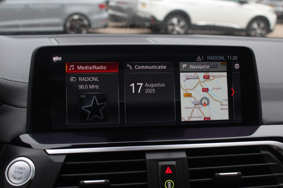 BMW X4 M40i High Exe. M Sport 73.952 km NL Auto. / Trekhaak / Panoramadak / Camera / Head-up / Luxe Leder / 21'' / Harman Kardon / Navigatie / Stuur+Stoelverwarming / DAB / Dodehoek / Cruise Control