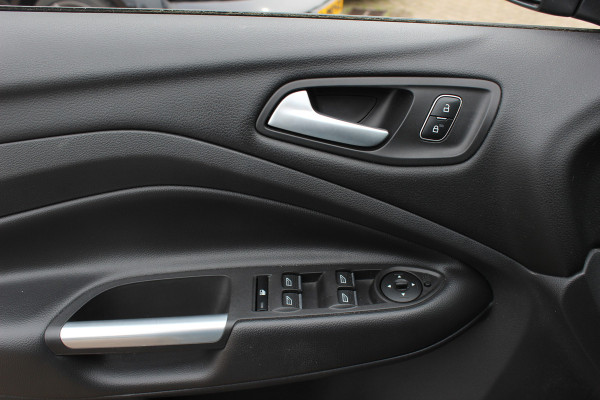 Ford Kuga 1.5 EcoBoost Trend Ultimate / Navigatie / Parkeerhulp achter / 17'' / Bluetooth / Cruise Control